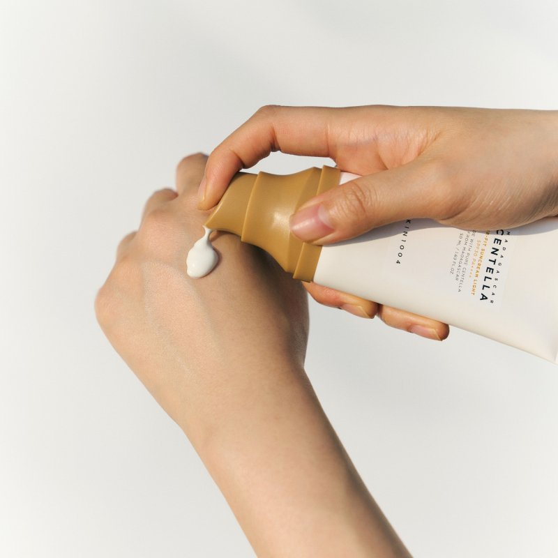 SKIN1004 Madagascar Centella Air-Fit Suncream Light 50ml