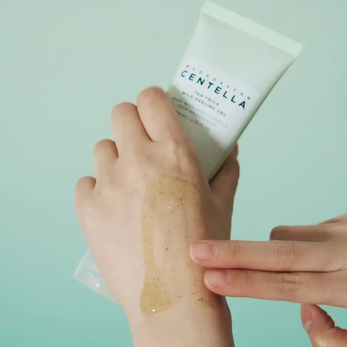 SKIN1004 Madagascar Centella Tea-Trica Mild Peeling Gel 125ml